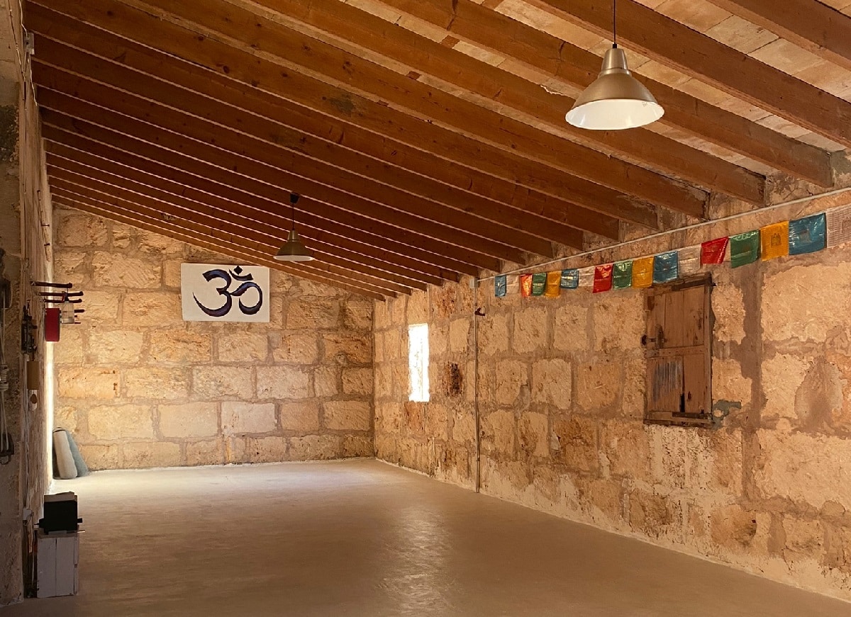 Yoga Shale des Movement Retreats auf Mallorca.